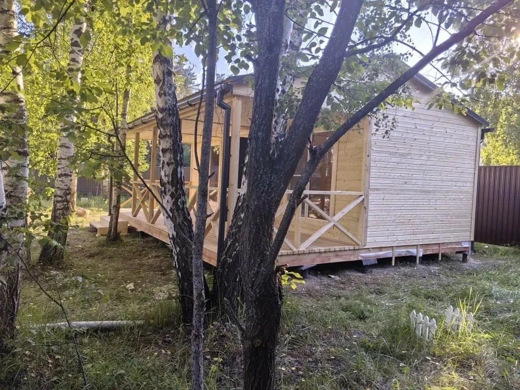 3402 · Садовый домик 8×3 м с террасой 8×2,5 — кадр 3